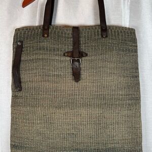 J Peterman Co Woven Tote Bag Leather Straps Buckle Closure‎ Lined Interior